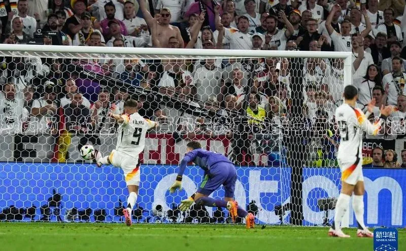 绿茵场上的艺术：高尔夫赛事的美学与精神内涵